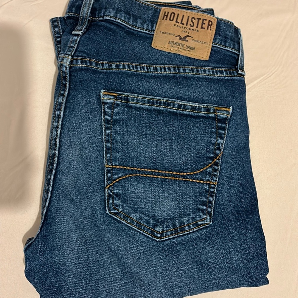 *HOLLISTER* Dark Wash Skinny Jeans